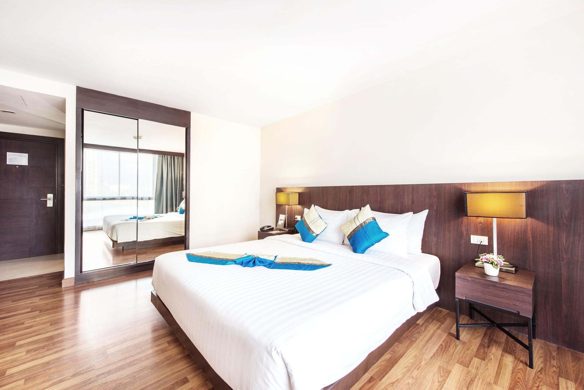 Mida Hotel Ngamwongwan - SHA Plus Nonthaburi Bagian luar foto