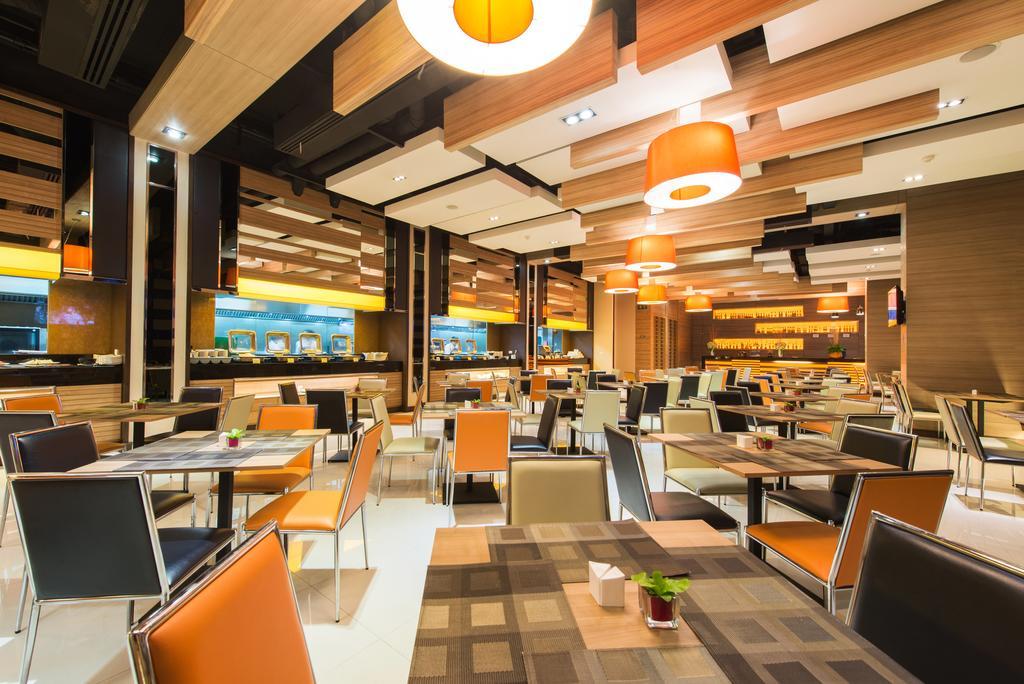 Mida Hotel Ngamwongwan - SHA Plus Nonthaburi Bagian luar foto