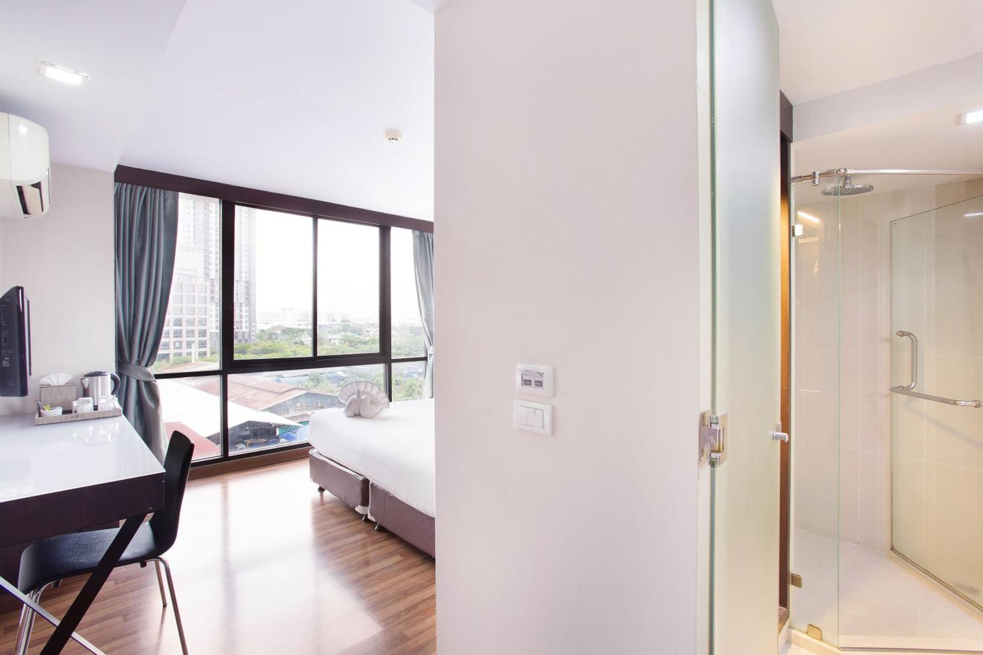 Mida Hotel Ngamwongwan - SHA Plus Nonthaburi Bagian luar foto