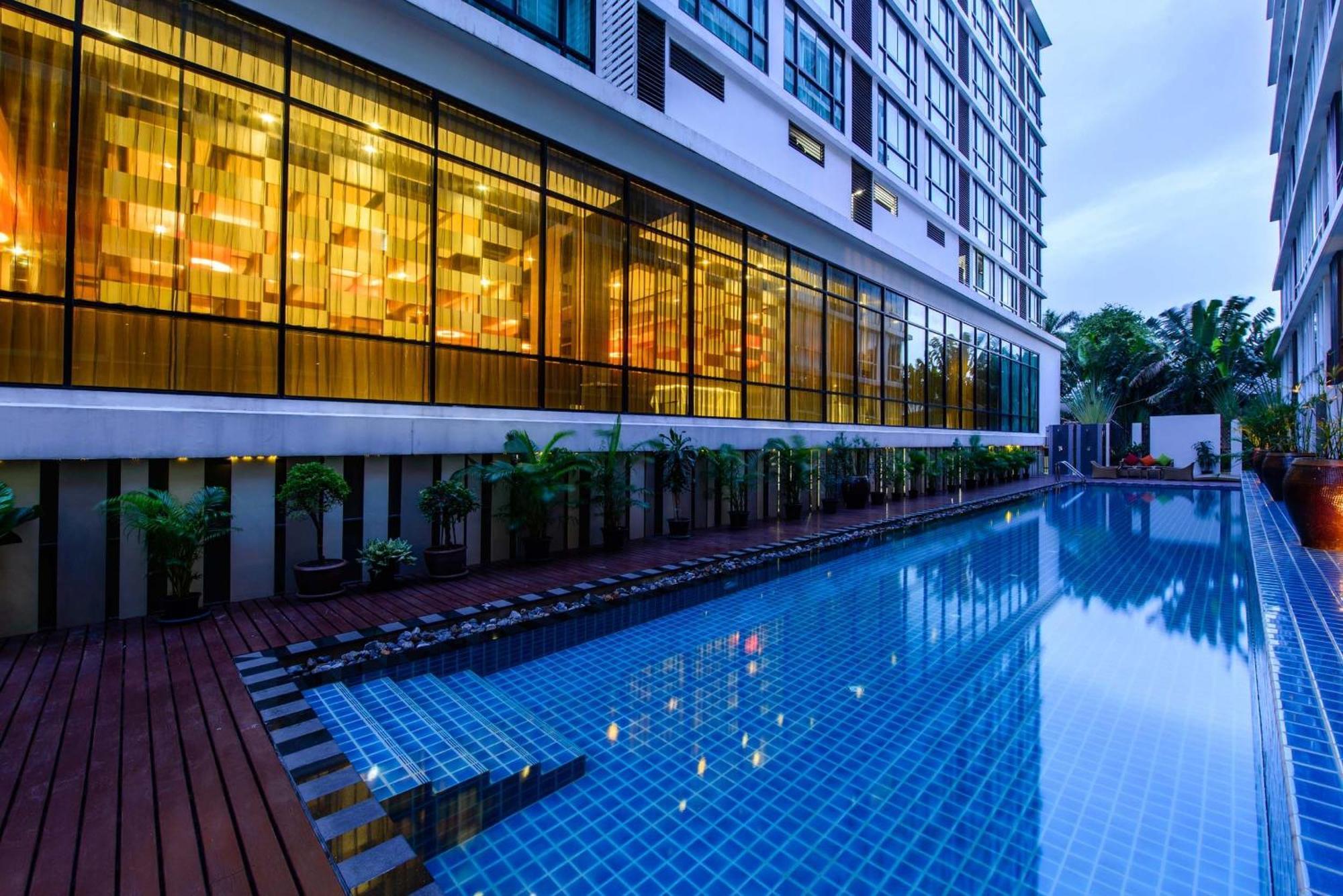 Mida Hotel Ngamwongwan - SHA Plus Nonthaburi Bagian luar foto